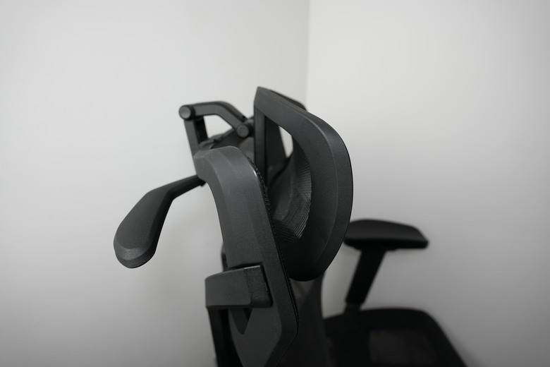 【開箱】irocks T27 雲岩網人體工學椅開箱