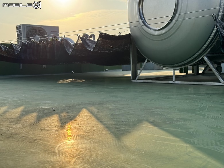 【分享】炎炎夏日降溫超有感 頂樓防曬、隔熱黑網架設(6/27全國最高溫地區38.5度溫度記錄)