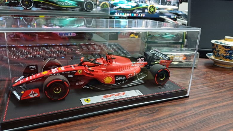 [開箱]F1 2023 BBR 1:18 FERRARI SF-23