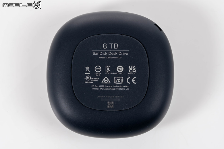 WD SanDisk Desk Drive 外接式 SSD 開箱實測 小巧身形卻具有 8 TB 大容量配置!