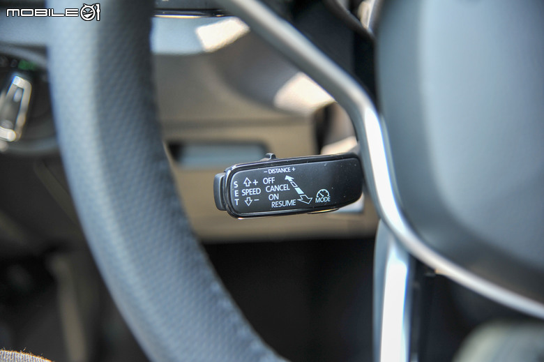 Skoda Scala 小改款試駕|細節質感與功能升級、面面俱到的務實掀背車!