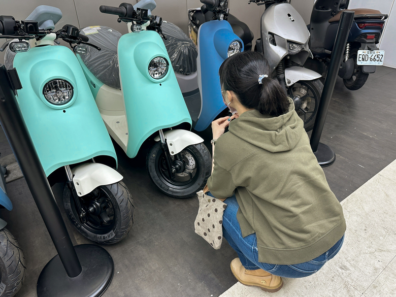 穿綠衣去看春芽綠Ai-4 EVER，現場下訂