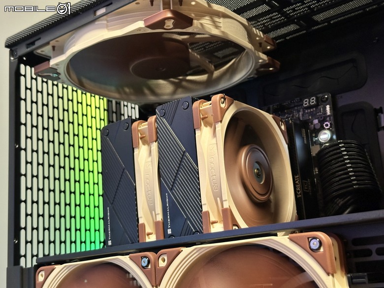 不只是放大!Fractal Design North XL 機殼