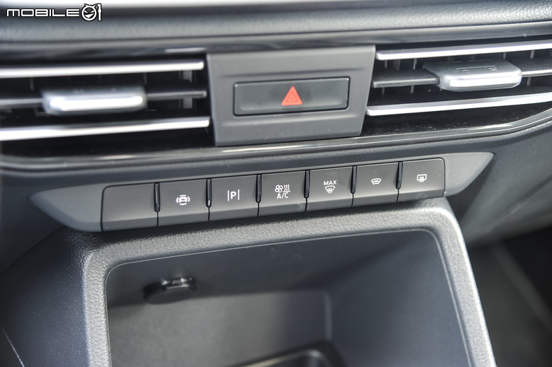 Ford Tourneo Connect 旅玩家2024年式試駕｜補上Level 2、展現高水準的空間優勢！