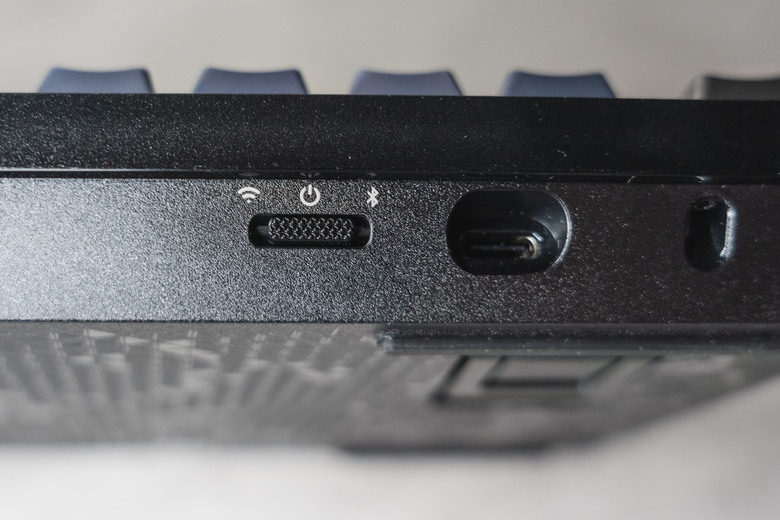 【開箱】CORSAIR K65 PLUS WIRELESS 三模機械式鍵盤