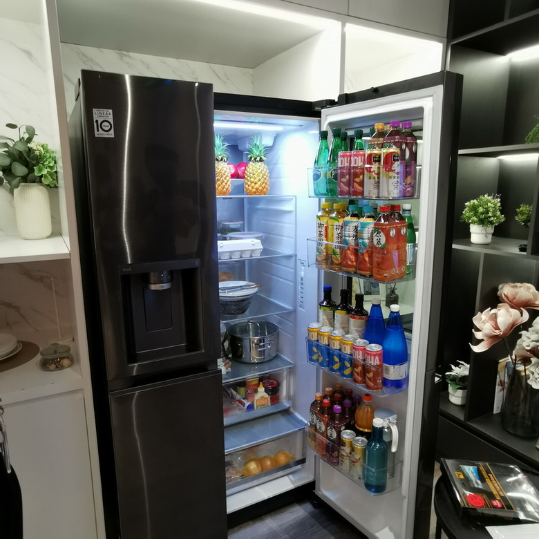 LG廚房美型智慧家電 - 不只是美型，還有滿滿創意加上智慧功能。