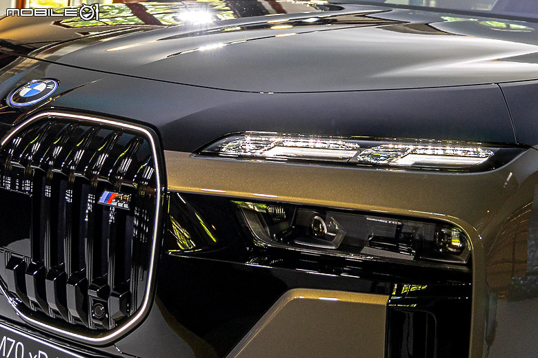 【採訪】BMW「i7 M70 xDrive」888 萬元上市 ,659hp、3.7 秒破百的超狂電動旗艦國內首度亮相!