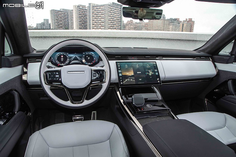 Range Rover Sport P400 Dynamic SE新年式試駕|內在微幅更新,極簡魅力依舊無與倫比!