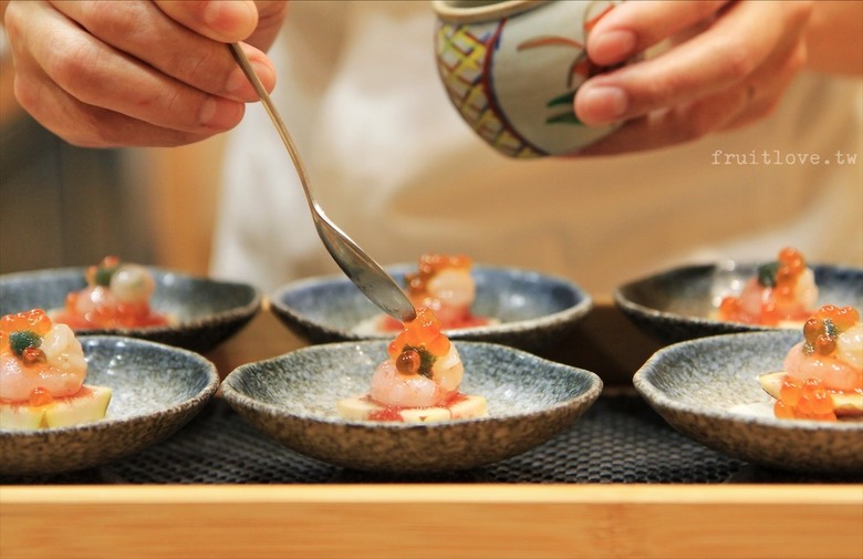 點我看大圖 豪華無菜單料理的視覺饗宴,不敢生食的也有提供客製化