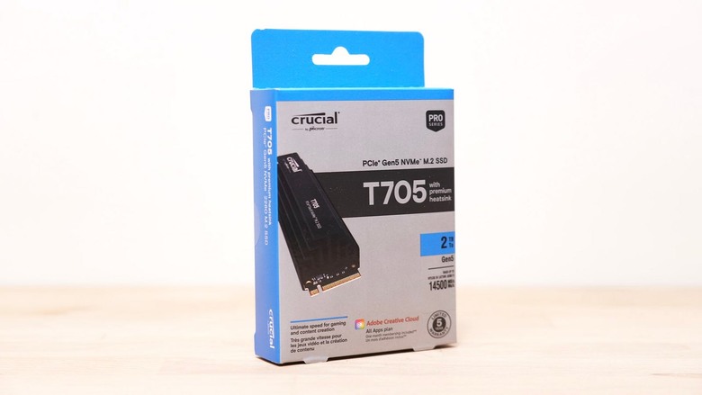 這就是 T0 級別的 SSD！Crucial T705 2TB PCIe Gen5 NVMe M.2 SSD with heatsink