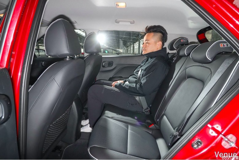 小車車格+非全速域ACC，Venue只能淪落跟小車比較？