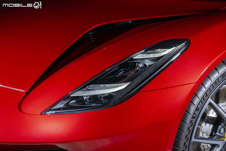 【國內新訊】最強四缸上陣、定價525萬元起，Lotus Emira First Editon抵台發表！