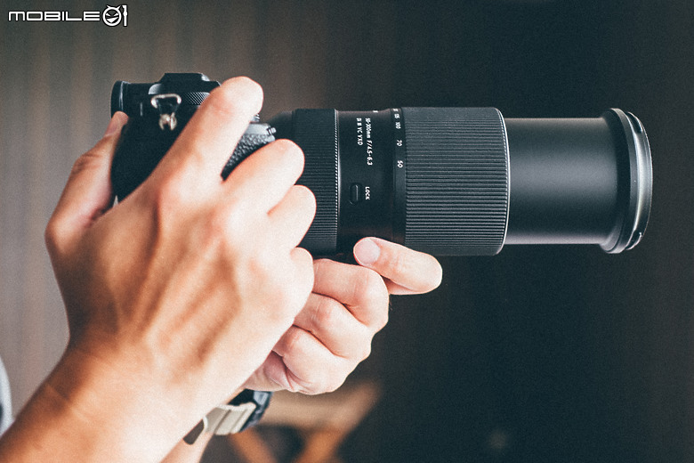 Tamron 50-300mm f/4.5-6.3 Di III VC VXD（A069）評測報告｜戶外取景更便利、近攝能力同步升級！