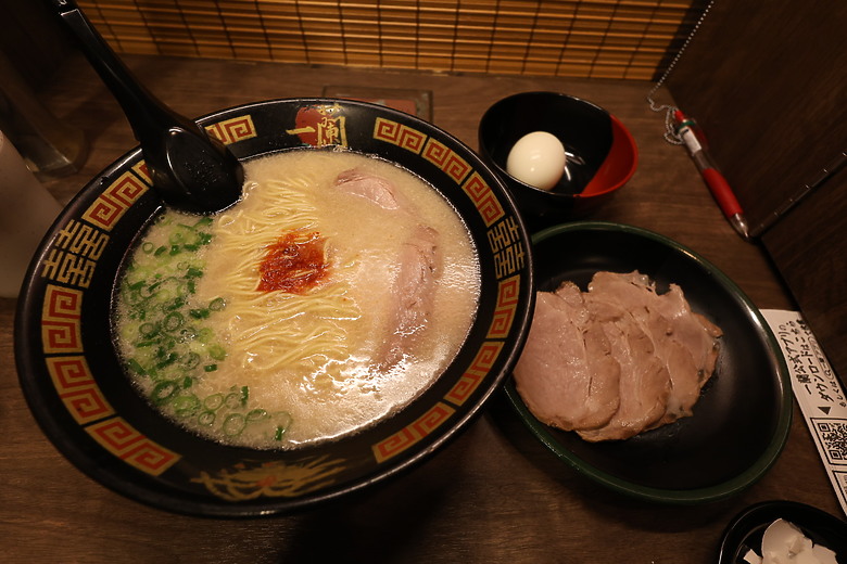 點我看大圖 北九州八天七夜自由行--福岡 /門司港 /由布院 /別府 /熊本 /柳川 /太宰府 /海之中道