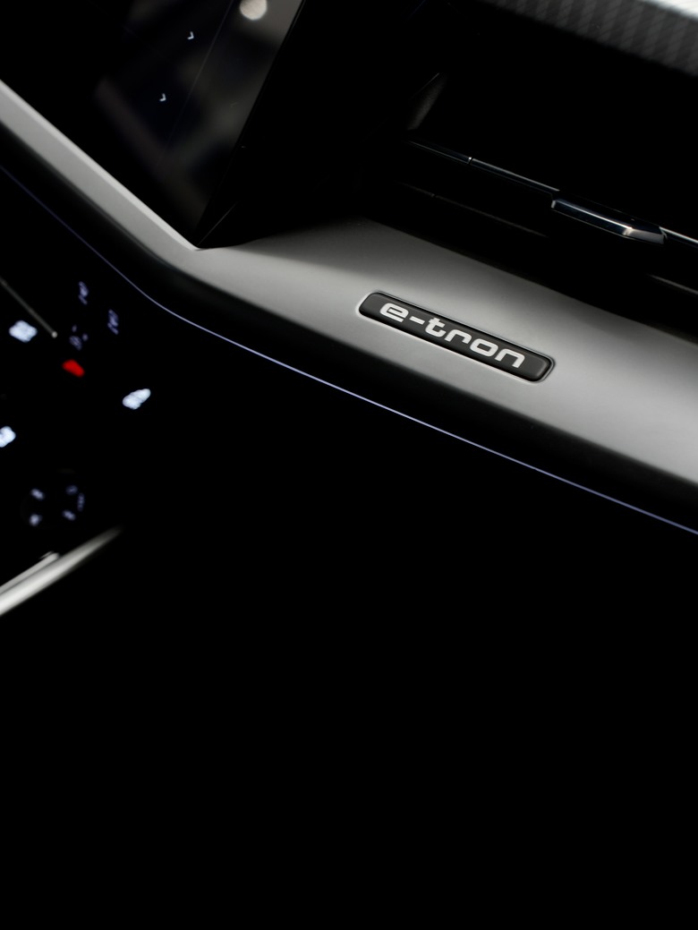 Audi Q4 e-tron 45 advanced 進化版 實車照片分享