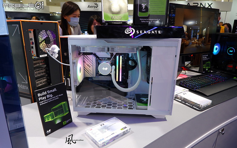 點我看大圖 windwithme COMPUTEX 2024 Connecting AI新品分享與ShowGirls