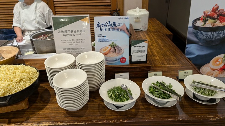 我們家的兩天一夜小旅行 - 再訪新竹煙波湖濱館 / 或者工藝櫥窗 / 城隍廟周邊小吃之旅
