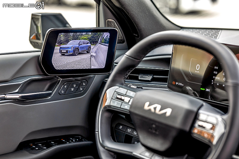 【採訪】Kia EV9 雙車型 279.9、299.9 萬元正式上市,GT-line 較預售新增「熱泵系統」及「 進階型遙控智慧停車」等配備!