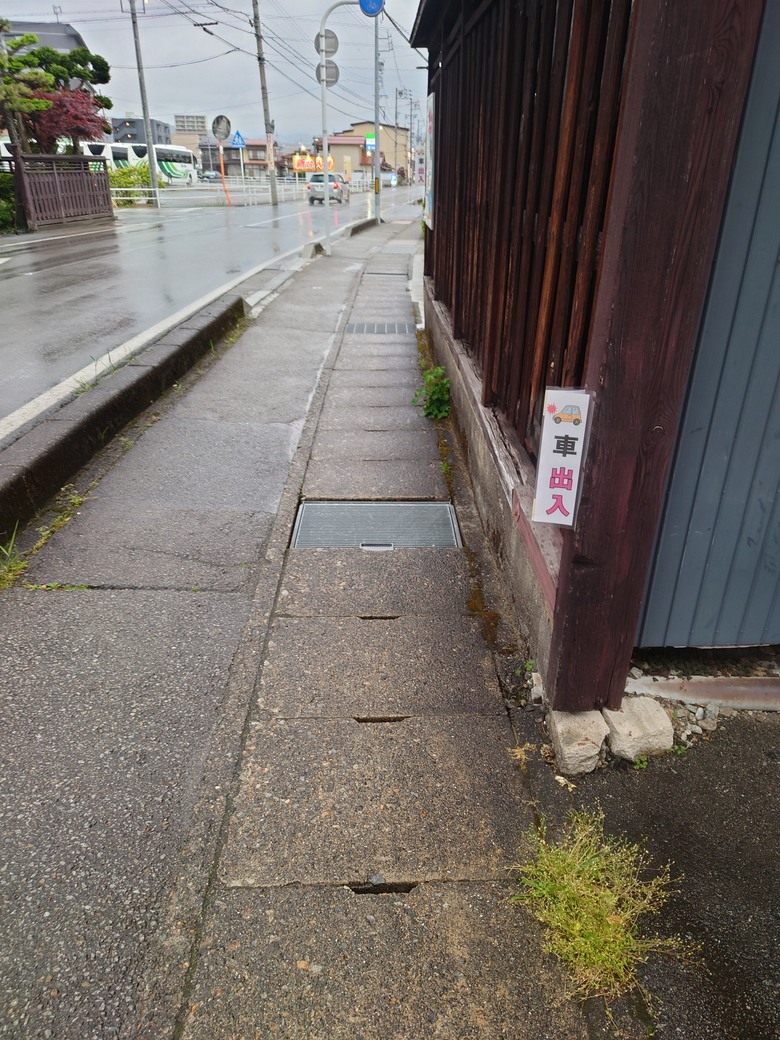 白雪皚皚的立山黑部與鬱鬱葱葱的上高地散步之旅-下
