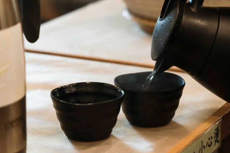 嘉義必訪小吃│老字號「鹹米糕」50年飄香 經典味豐盛上桌！