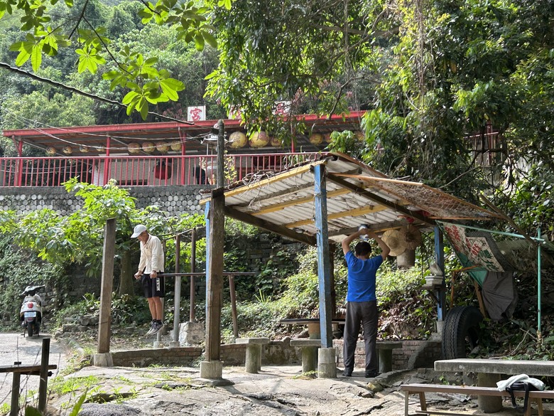 【小惡魔畫蛇添福】輕鬆挑戰台灣小百岳—大社觀音山步道