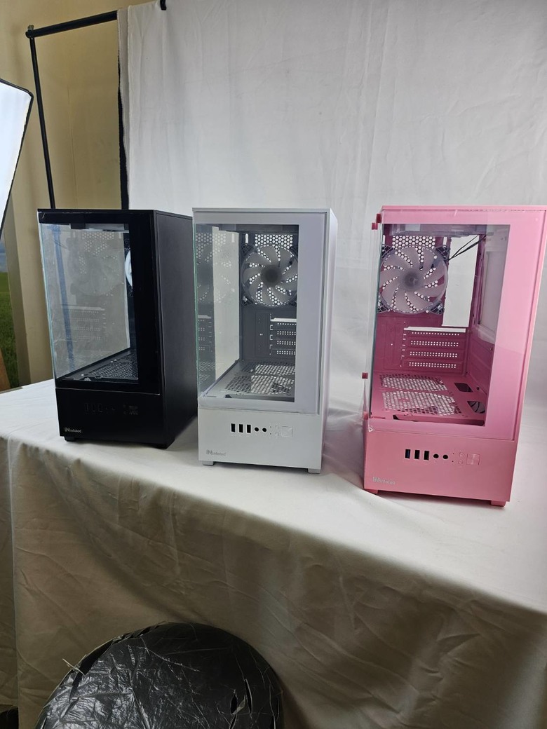 閒聊 將上市開箱 粉紅迷你 M-ATX 海砂屋(自帶RGB X3入)