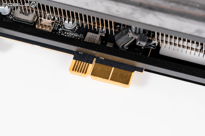 ROG BTF 背插主機板／顯示卡／機殼組合實裝體驗 打造頂級視覺效果的不二之選