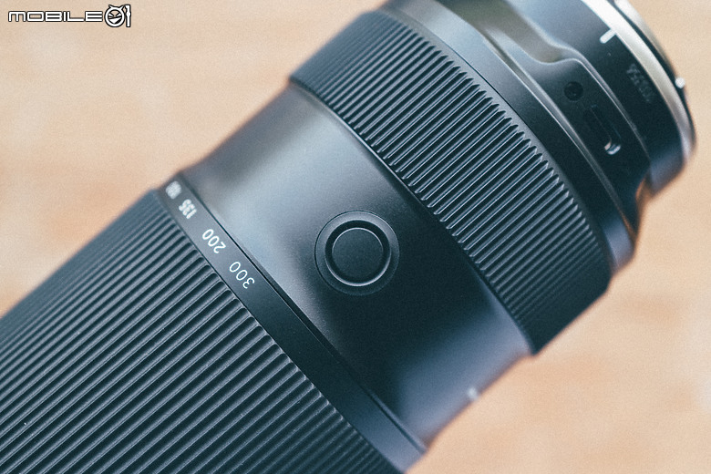 Tamron 50-300mm f/4.5-6.3 Di III VC VXD（A069）評測報告｜戶外取景更便利、近攝能力同步升級！