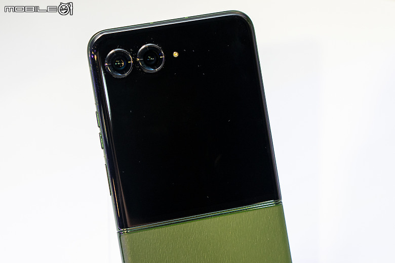motorola razr 50系列 7/1開賣 有防水與大螢幕的新摺疊！