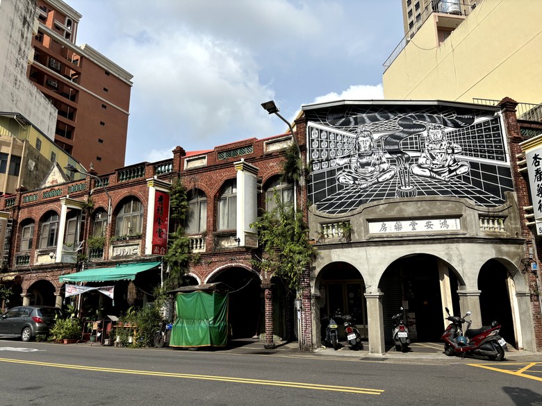 N MAX 之從故宮到新竹長和宮(相傳廟中有媽祖聖母的一束頭髮)