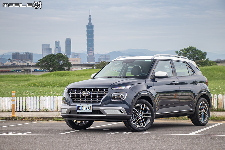 Hyundai Venue 小改款試駕｜補齊ACC是重點，但凌駕同級的動態表現更是賣點！