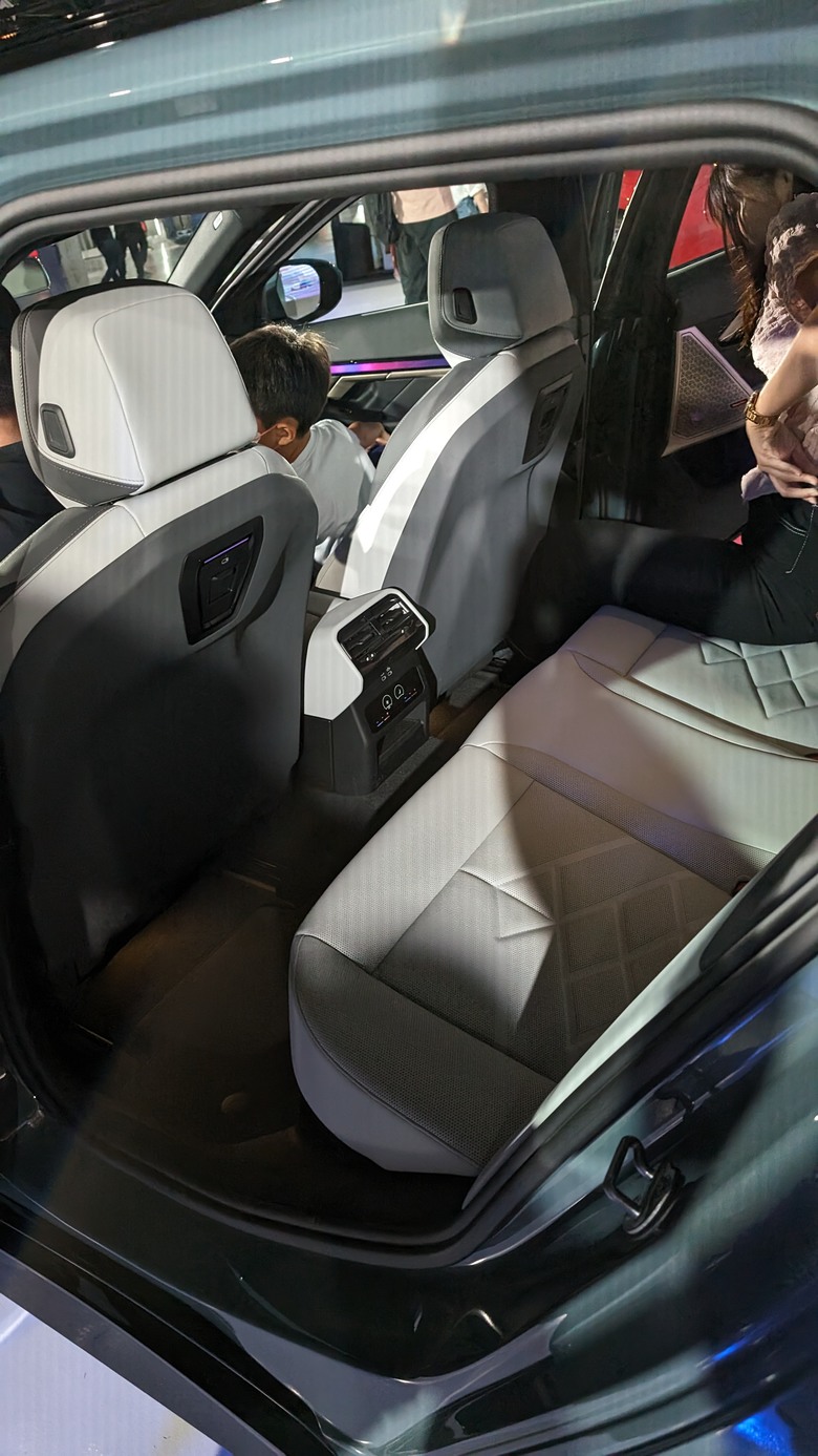 參訪華山BMW Future Hub電能領域, 看到最美的旅行車BMW i5 Touring