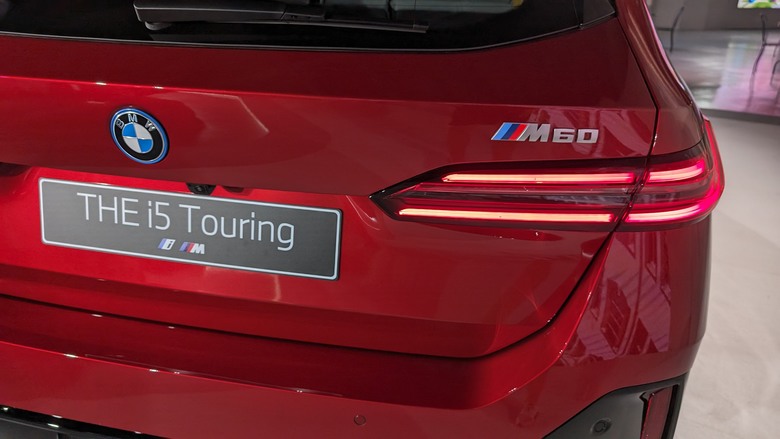參訪華山BMW Future Hub電能領域, 看到最美的旅行車BMW i5 Touring