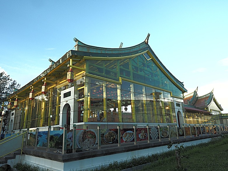 玻璃媽祖廟-台灣護聖宮、臺灣玻璃館、白蘭氏健康博物館、緞帶王觀光工廠、卷木生活館,外掛大埔鐵板燒 — 「2024鹿港慶端陽」活動之三 — 彰濱工業區觀光工廠群