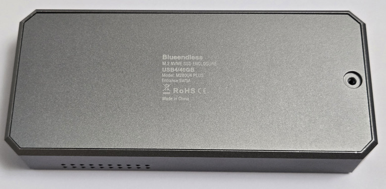 【開箱簡測】Blueendless 藍碩 M280U4 PLUS USB4 (ASM2464PD) M.2/NVMe SSD 外接盒效能簡測 (圖多)