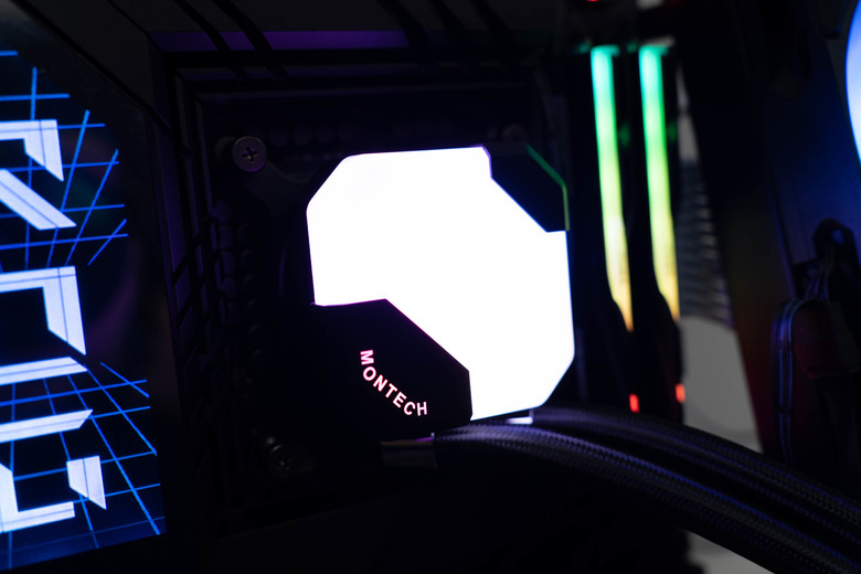 [開箱] 挑戰CP值的極致 君主HyperFlow 360水冷