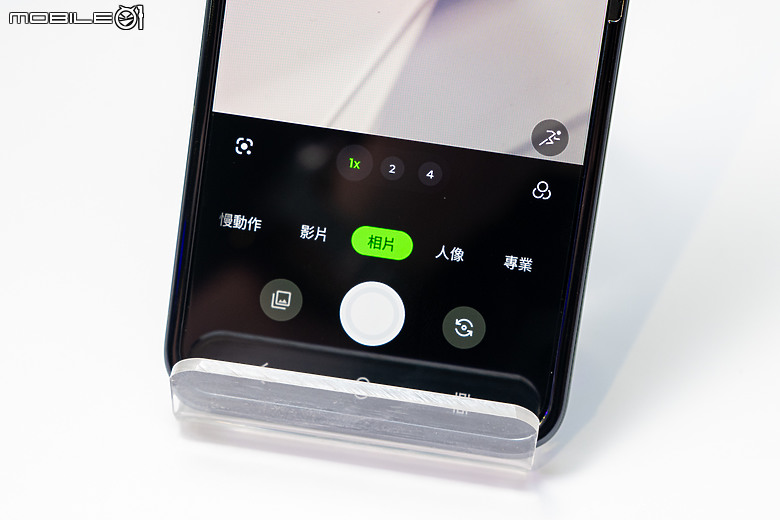 motorola razr 50系列 7/1開賣 有防水與大螢幕的新摺疊!