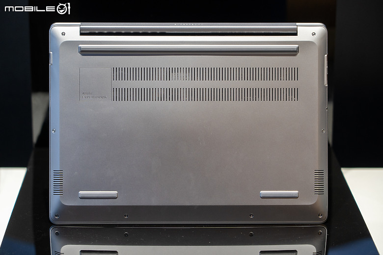 【Computex2024】ASUS 揭新世代 AI 筆電機海，Zenbook S 16、Vivobook S 15 動眼看！