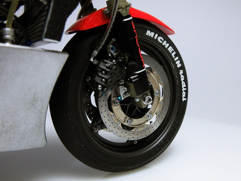 [作品分享] 傳奇序章！1984年 Honda NSR500 (NV0A)