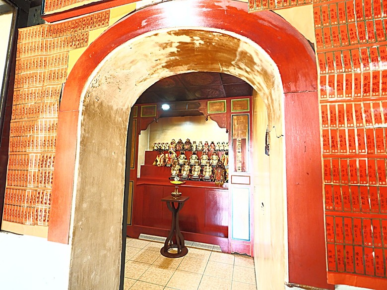 鹿港老街(隘門、友鹿軒、意和行、半邊井)、天后宮、新祖宮(勅建天后宮)、城隍廟、永安宮、三山國王廟、南靖宮，還有兌換贈品的彰化縣旅遊服務中心 — 「2024鹿港慶端陽」活動之四 — 鹿港老街與市街北段廟宇群