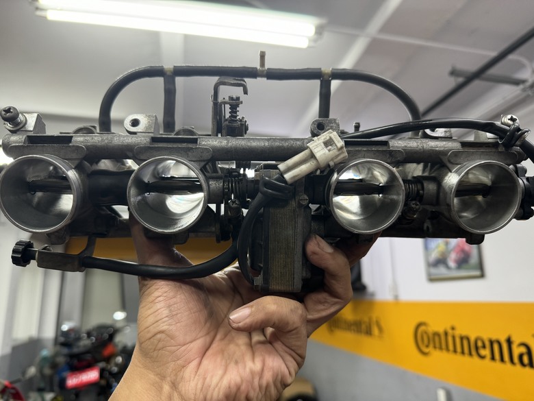 GSX1400油冷怪有了年紀~分享耗材更換
