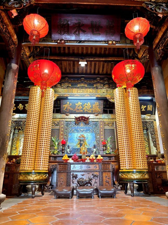 N MAX 之從故宮到新竹長和宮(相傳廟中有媽祖聖母的一束頭髮)