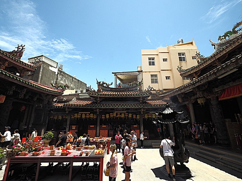 鹿港老街(隘門、友鹿軒、意和行、半邊井)、天后宮、新祖宮(勅建天后宮)、城隍廟、永安宮、三山國王廟、南靖宮，還有兌換贈品的彰化縣旅遊服務中心 — 「2024鹿港慶端陽」活動之四 — 鹿港老街與市街北段廟宇群