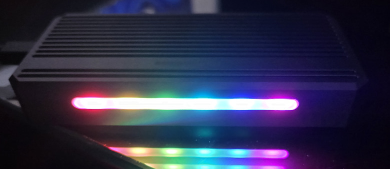 【開箱簡測】Blueendless 藍碩 M280U4 PLUS USB4 (ASM2464PD) M.2/NVMe SSD 外接盒效能簡測 (圖多)