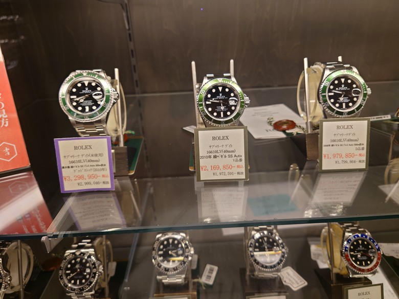 點我看大圖 一日快閃中野買表記-Navitimer Ref. 806 1959 開箱與2024 ROLEX價格與IWC 骨董錶分享