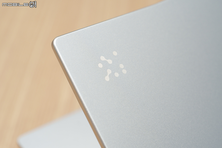 【Computex 2024】Acer 將於第三季推出搭載 AMD Ryzen AI 300 系列筆電處理器的 Swift 系列輕薄筆電