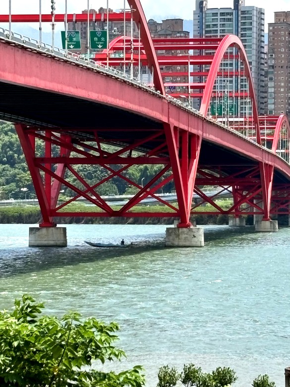 N MAX 之從故宮到新竹長和宮(相傳廟中有媽祖聖母的一束頭髮)