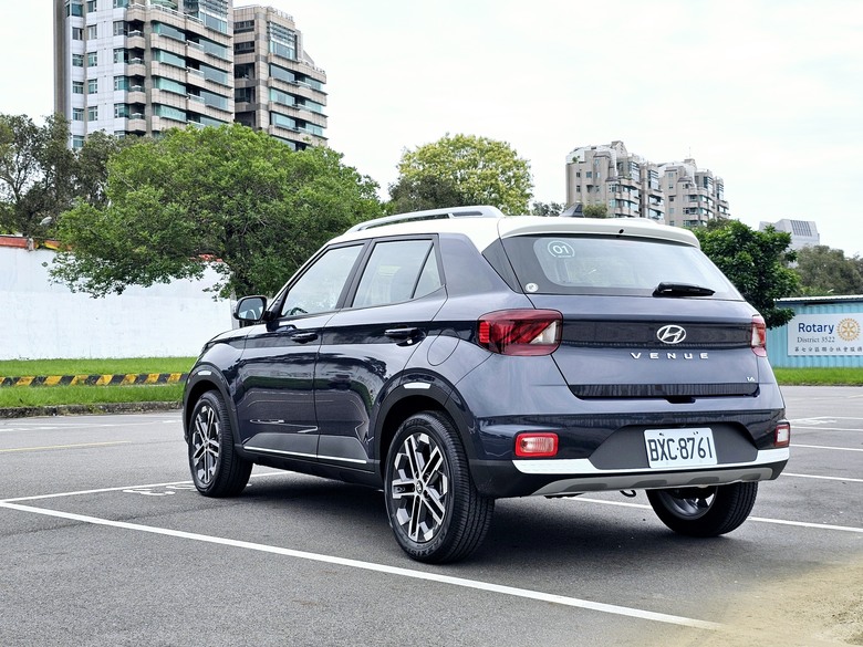 【快報】Hyundai小改款Venue售價公佈,四車型劃分自73.9萬元起!
