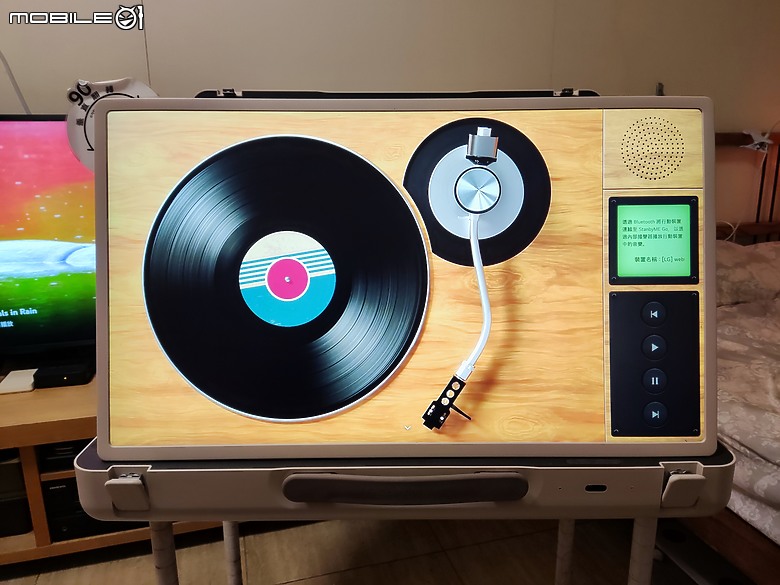 【 體驗分享 】隨時開箱，閨蜜隨行，LG StanbyME GO 響亮劇院提著到處玩！