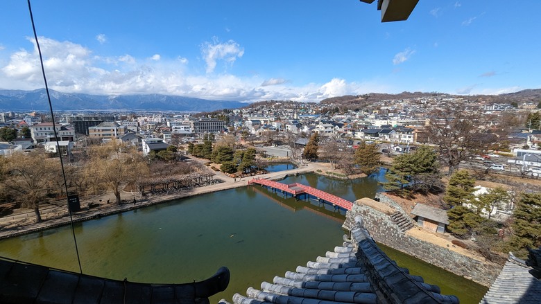 點我看大圖 松本城--日本國寶。日本百大名城。